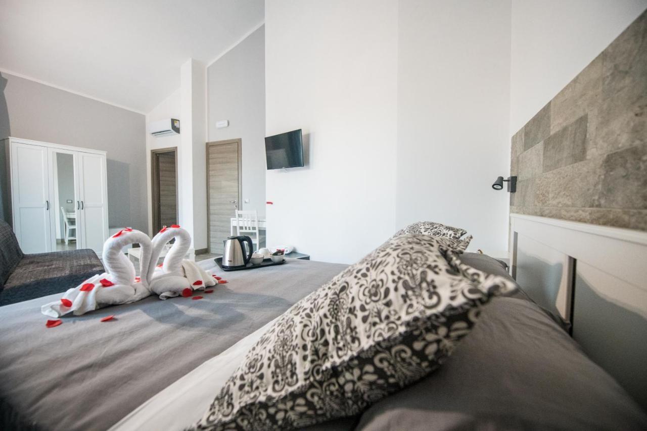 Dove Sorge Il Sole Bed & Breakfast Custonaci Exterior photo